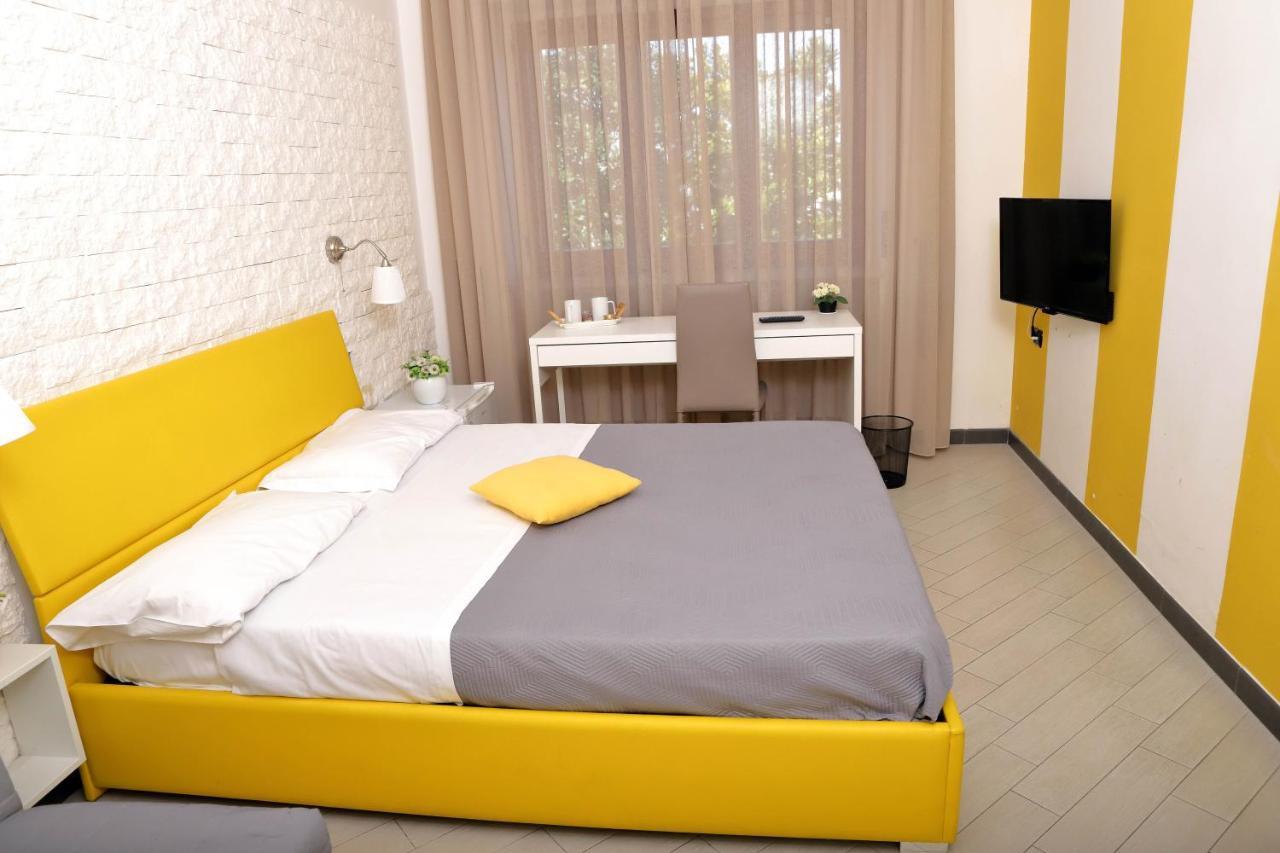 B&B Le Tre Isole Sorrento Esterno foto